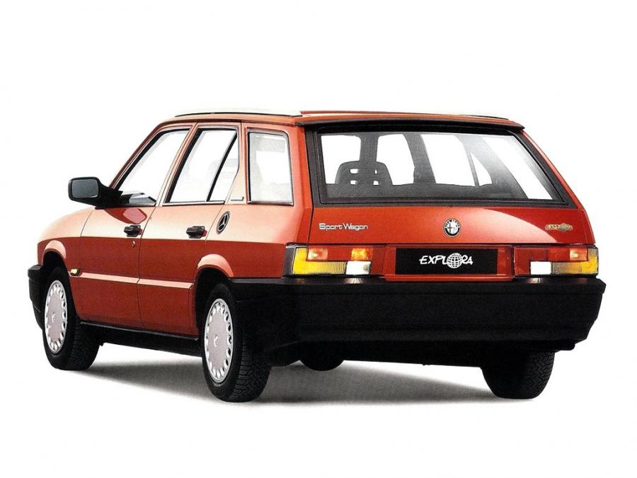  Alfa Romeo Sport Wagon Explora (907) 1991 года  (фото 1 из 1)